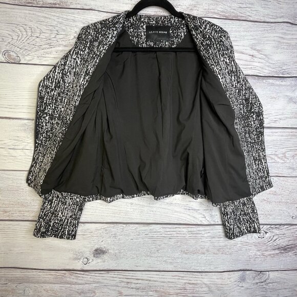 Alice Hope Womans Asymmetrical‎ Zip Blazer Jacket Size Small Black White Pockets - Picture 4 of 13